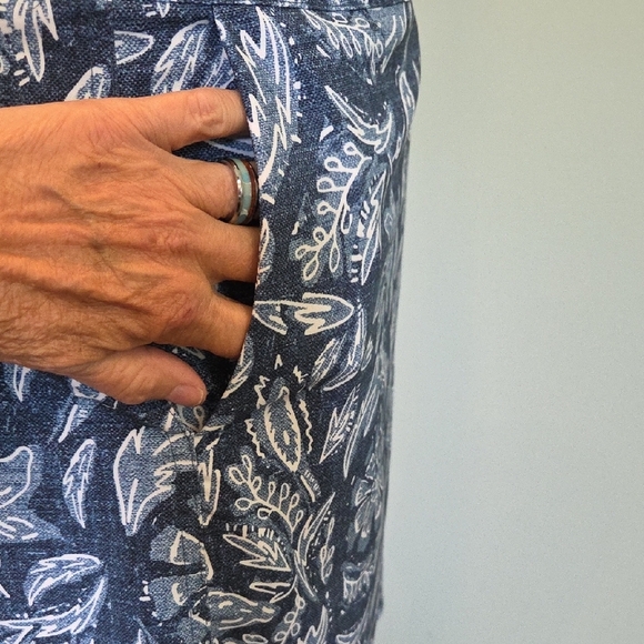 Ripskirt Hawaii Navy Floral Mini Skirt - Picture 8 of 9